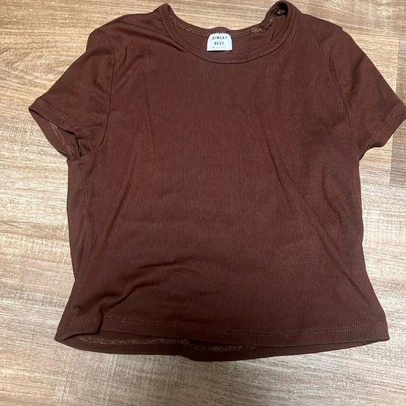 Sunday best crop tee - Picture 1 of 2